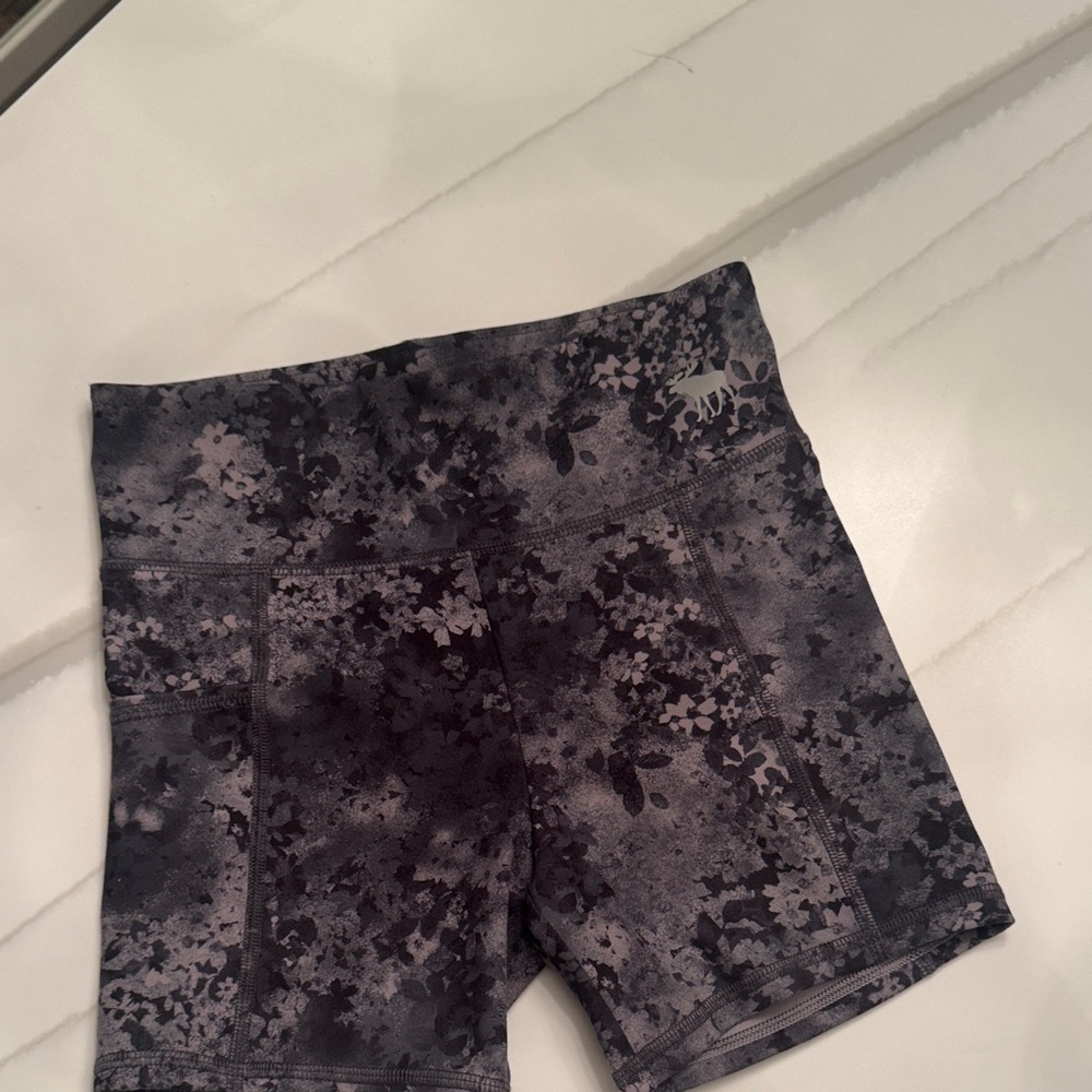 Women's Floral Gray Shorts